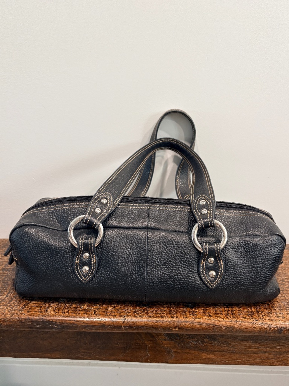 Vintage Y2K Black Genuine Leather Barrel Bag